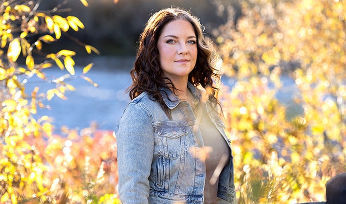 Artist Image for Ashley McBryde